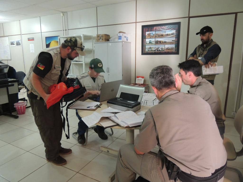 Diversos órgãos participaram da atividade