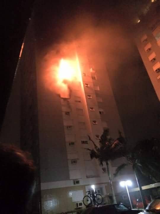 Bloco inteiro foi interditado por risco de colapso estrutural