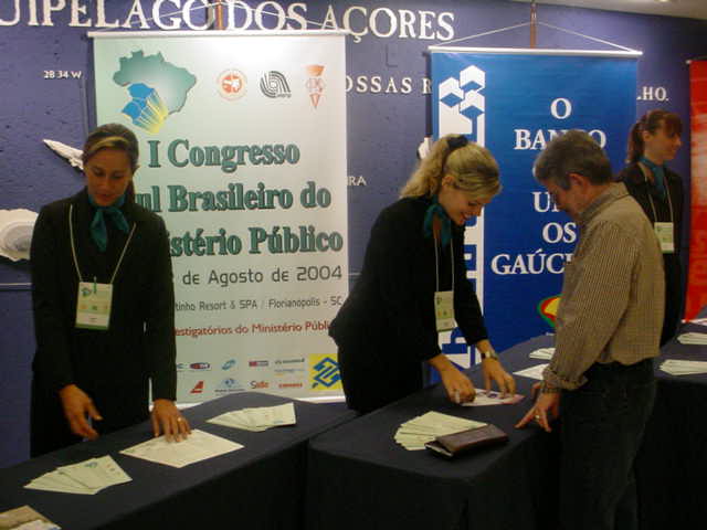 Secretaria do evento fez credenciamento do procurador Romera