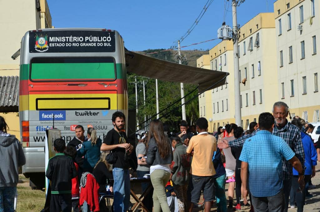 Ação contou com o Ônibus do MP