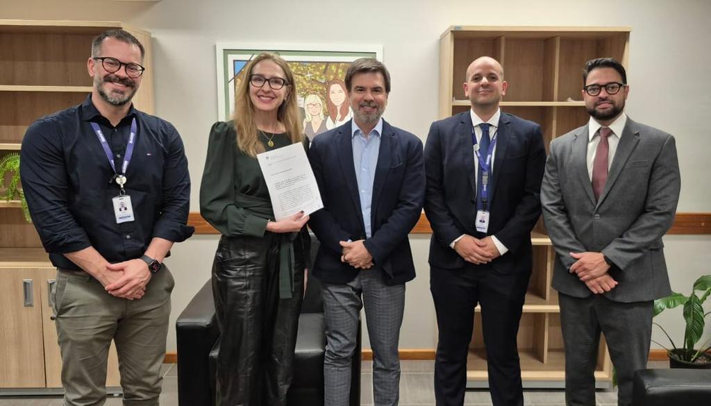 MPRS firma acordo para prevenir mortes de bugios por choque elétrico