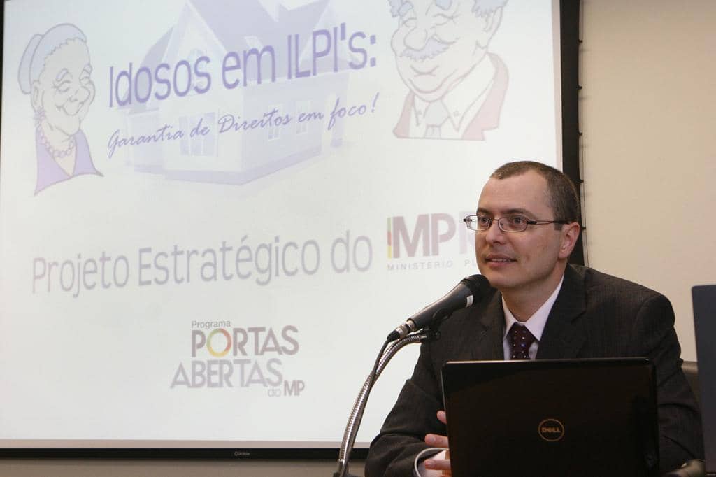 Promotor Adrio Gelatti, gerente do projeto, apresentou os detalhes da iniciativa