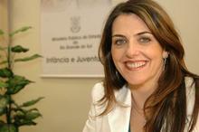 Promotora Ana Cristina Ferrareze Cirne