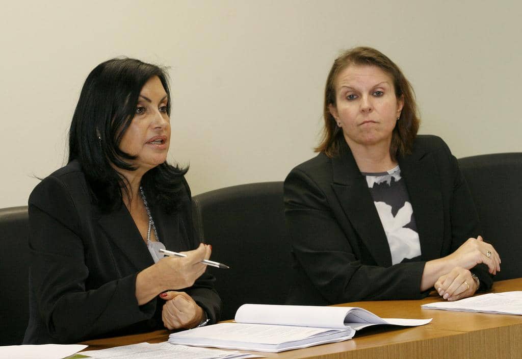 Ana Maria Schinestsck e a promotora Vera Lucia Sapko falaram sobre o assunto em entrevista coletiva