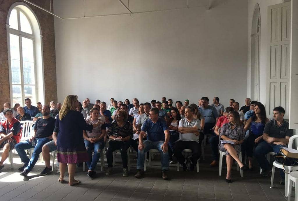 Reunião aconteceu no auditório do Mercado Público