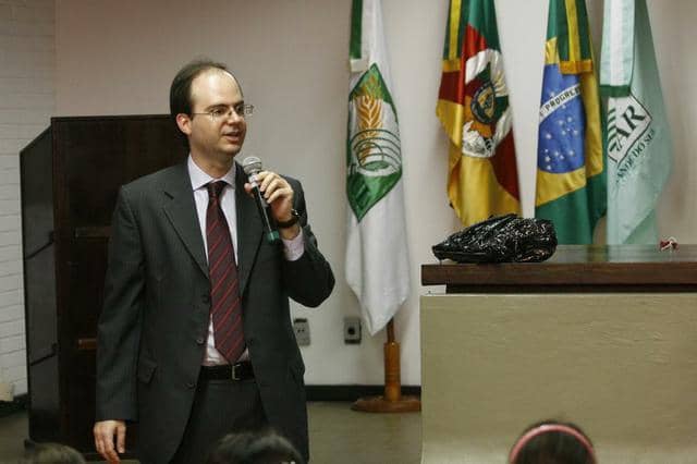 Promotor André MacDonald, autor da ação