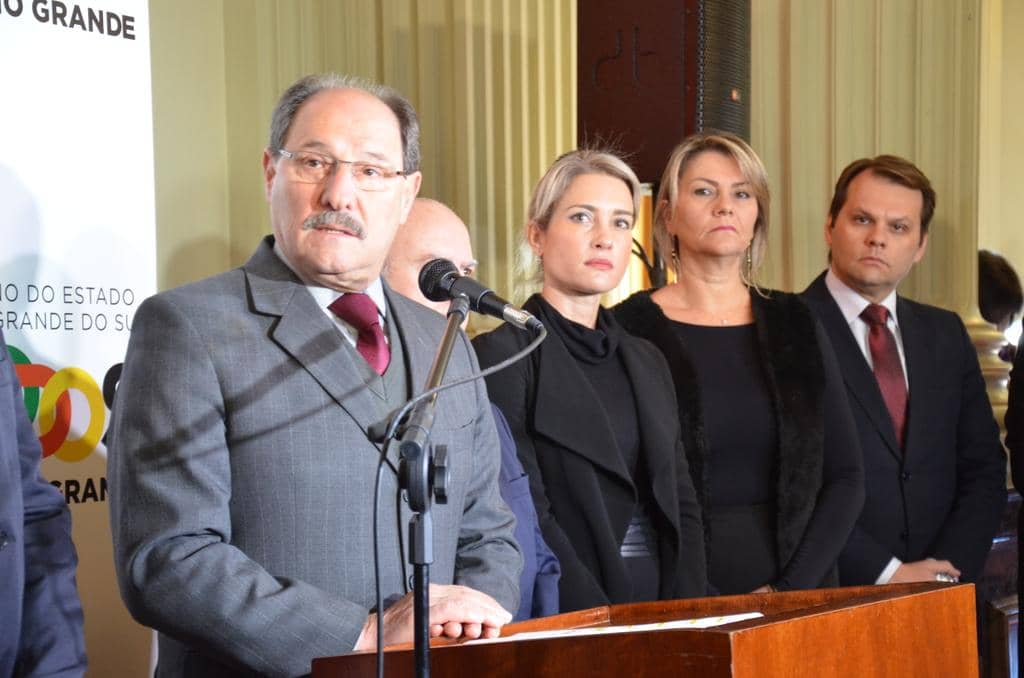 Anelise Grehs e Luciano Vaccaro participaram do ato