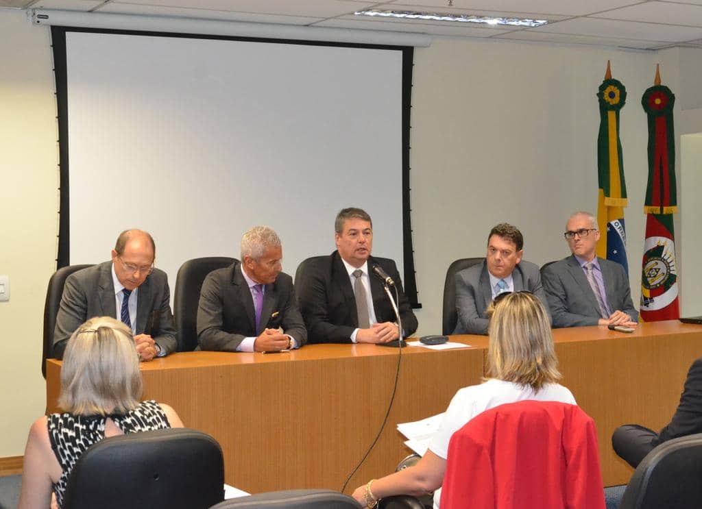 Eduardo de Lima Veiga abriu o encontro