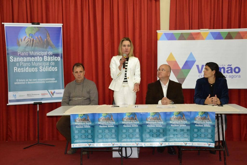 Audiência contou com a participação da Promotora Anelise Stifelman