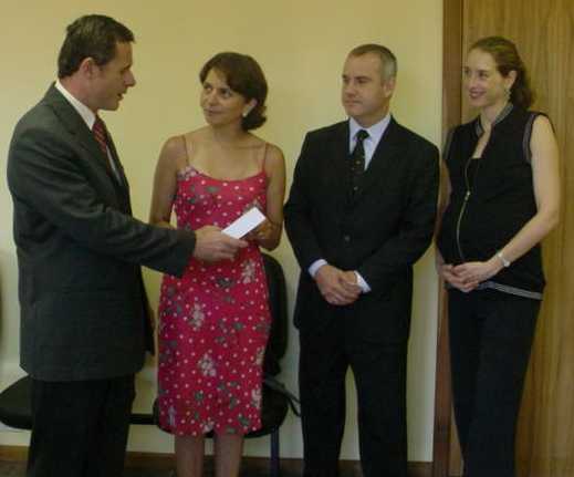 O secretário com o Procurador-Geral e as Promotoras Sandra (a esquerda) e Anelise (a direita)