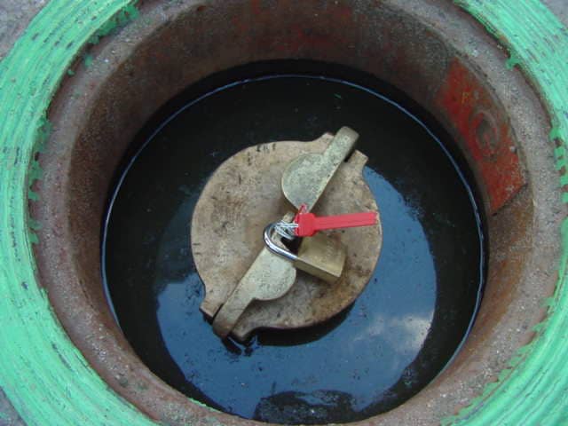 Bombas e tanques foram lacrados