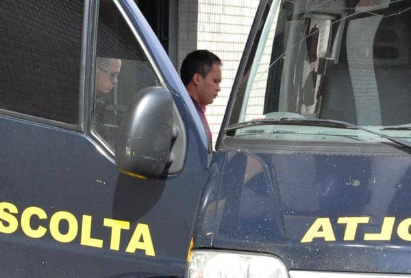 Assaltante de bancos Enivaldo Farias não será julgado amanhã