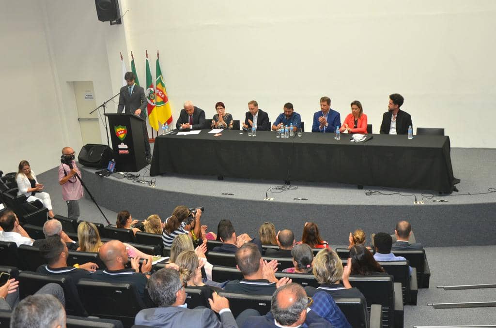 Evento aconteceu na sede da Federação Gaúcha de Futebol