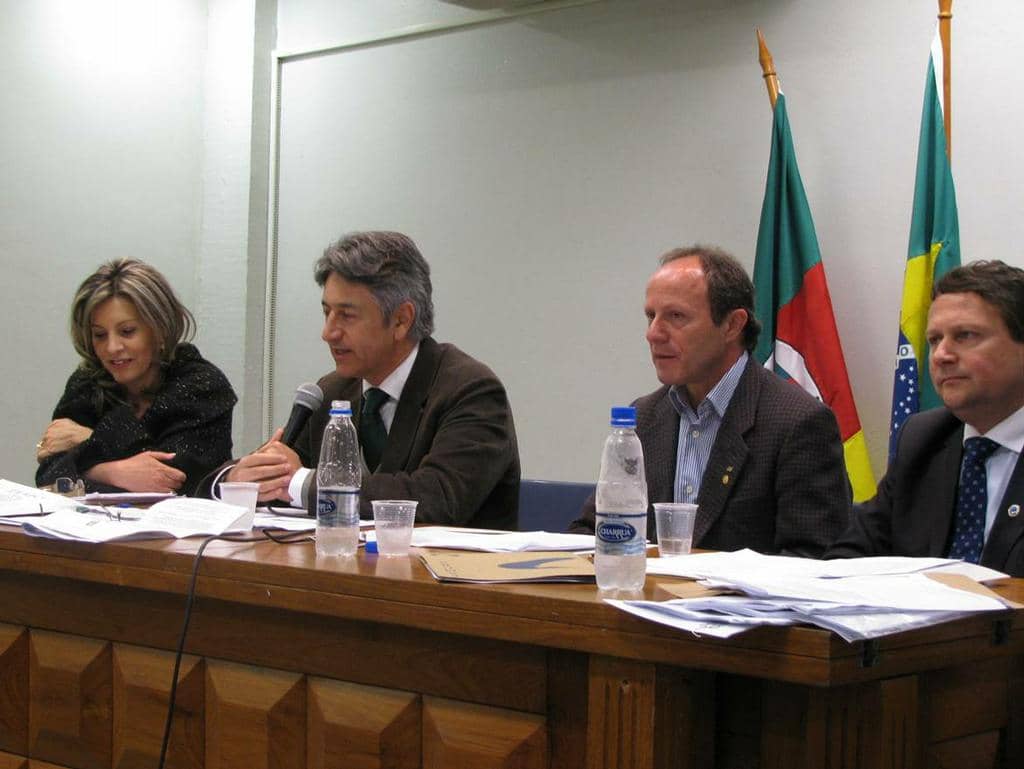 Promotora Mônica durante assembleia