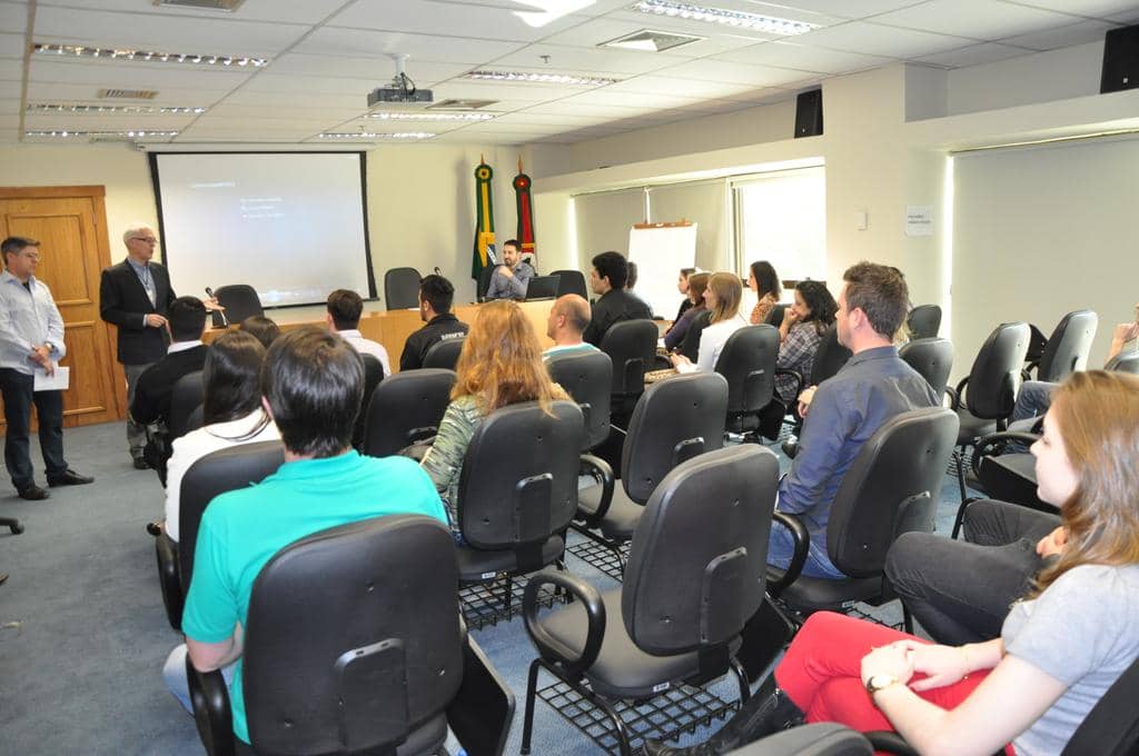 Apresentação ocorreu no Auditório Marcelo Kuffner