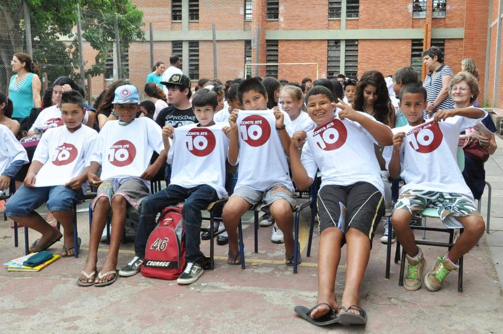 As crianças da Escola Mariz e Barros