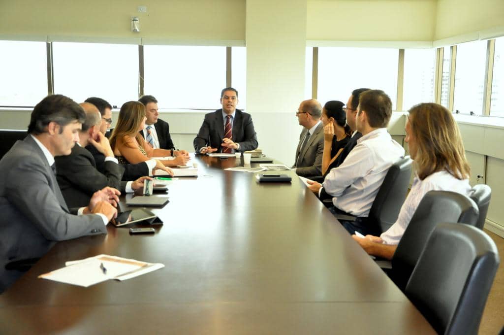 Reunião ocorreu na Sala de Reuniões do PGJ