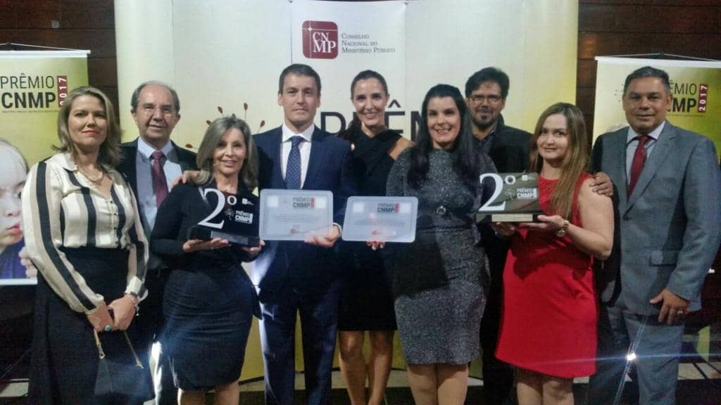 Membros da Administração Superior do MP, promotores de Justiça e servidores premiados
