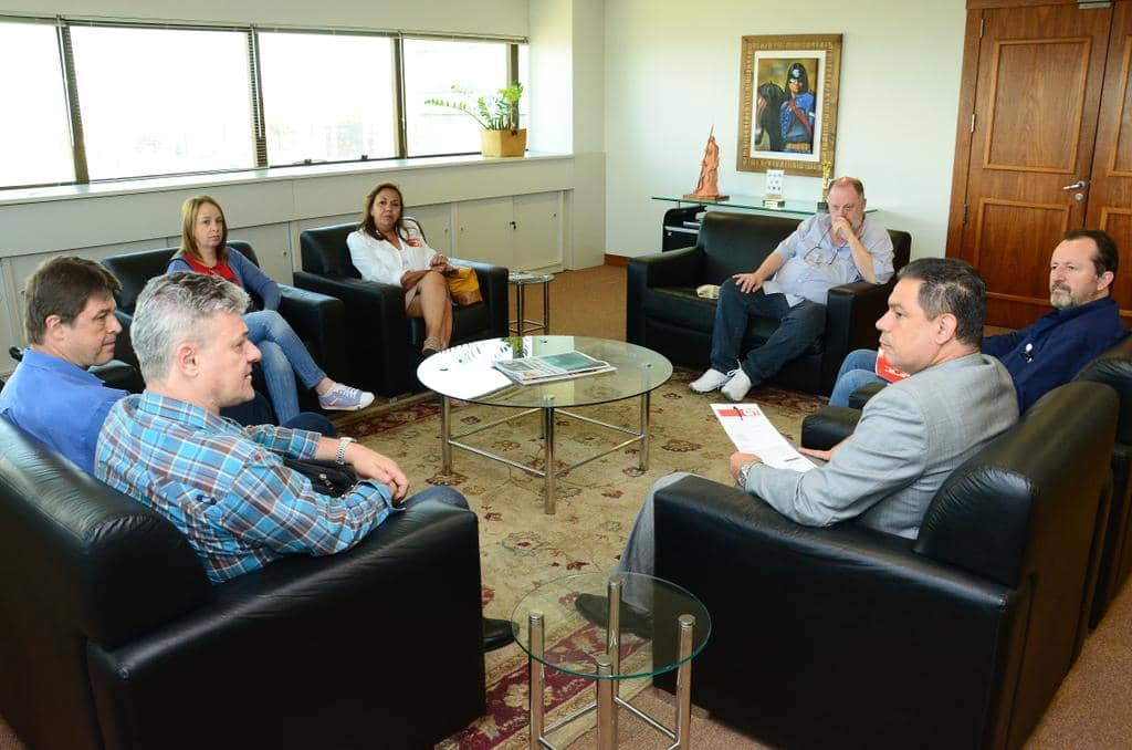 Reunião aconteceu no gabinete do PGJ