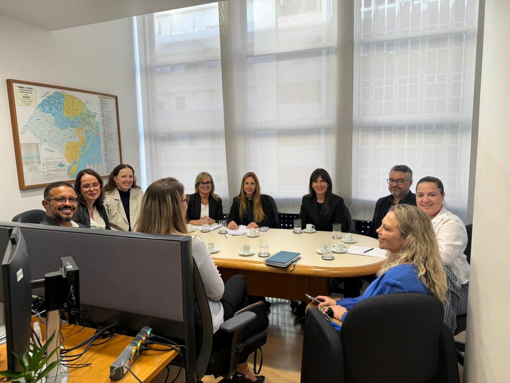  MPRS participa de tratativas para solucionar problemas envolvendo veículos apreendidos em depósitos do Detran