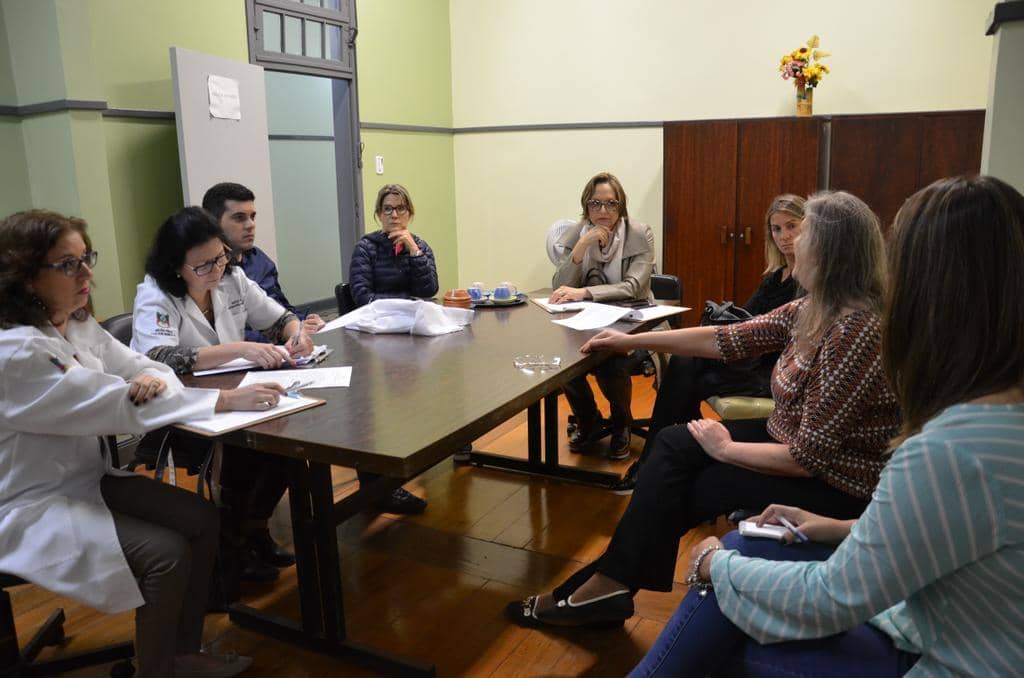 Equipes do Ministério Público foram recebidas pela diretora do hospital Marília Gehlen