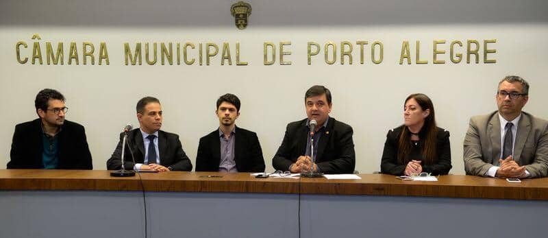 Denise Villela (2ª da D para E) falou em nome do MP