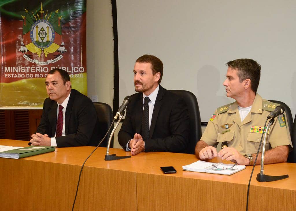 Fabiano Dallazen (ao centro) destacou sucesso do trabalho em conjunto