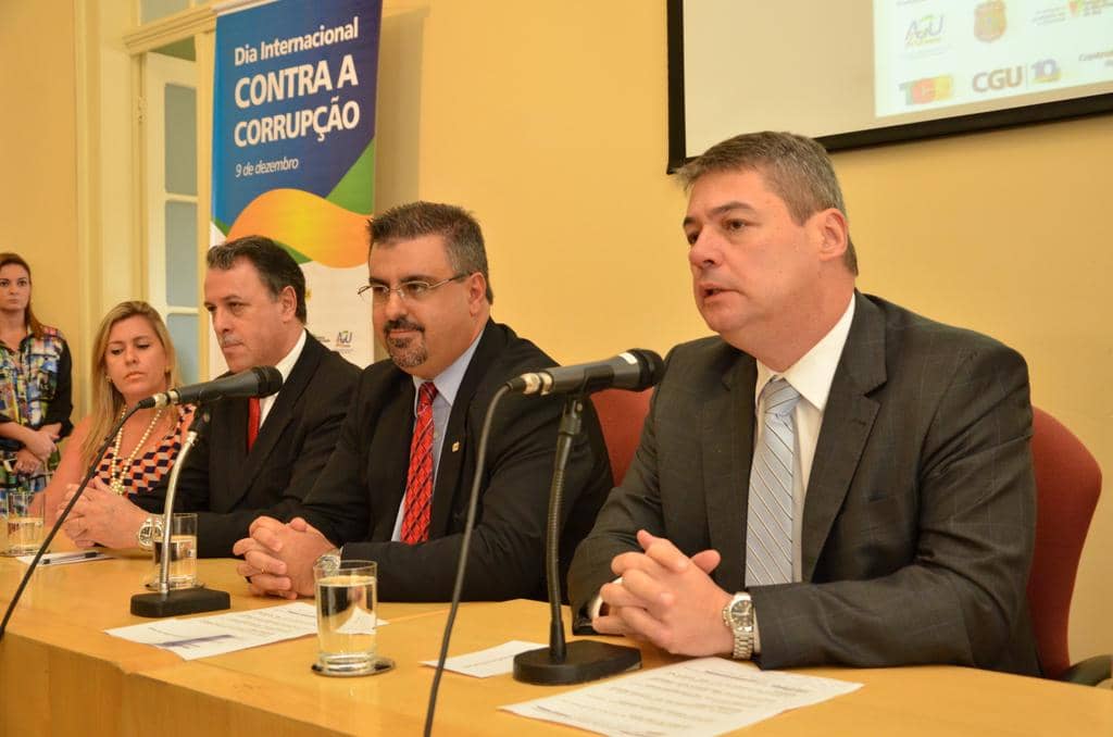 A manifestação do PGJ, Eduardo de Lima Veiga