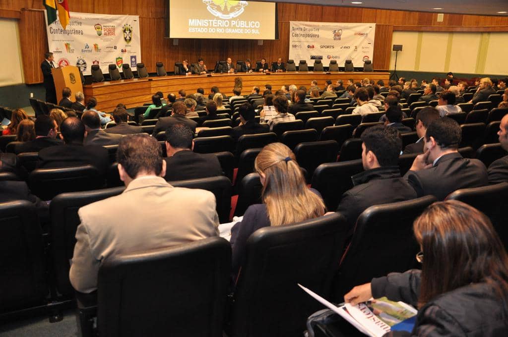 Palestras ocorreram no Auditório Mondercil Paulo de Moraes