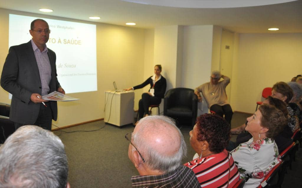 Mauro Souza falou para integrantes da Abrasus