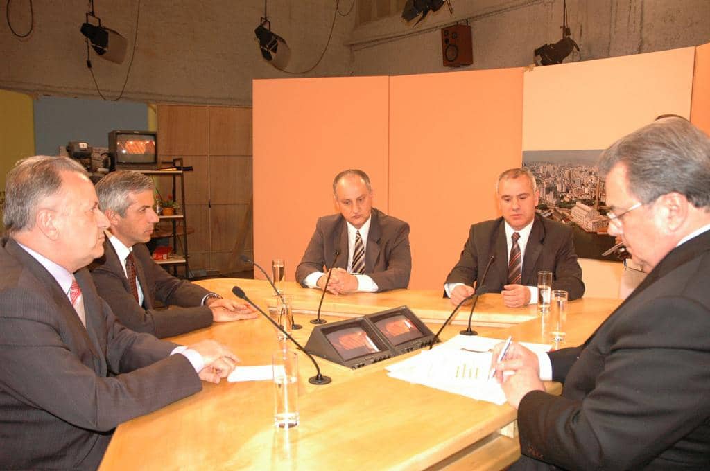 No estúdio da UNITV com o jornalista Carvalho