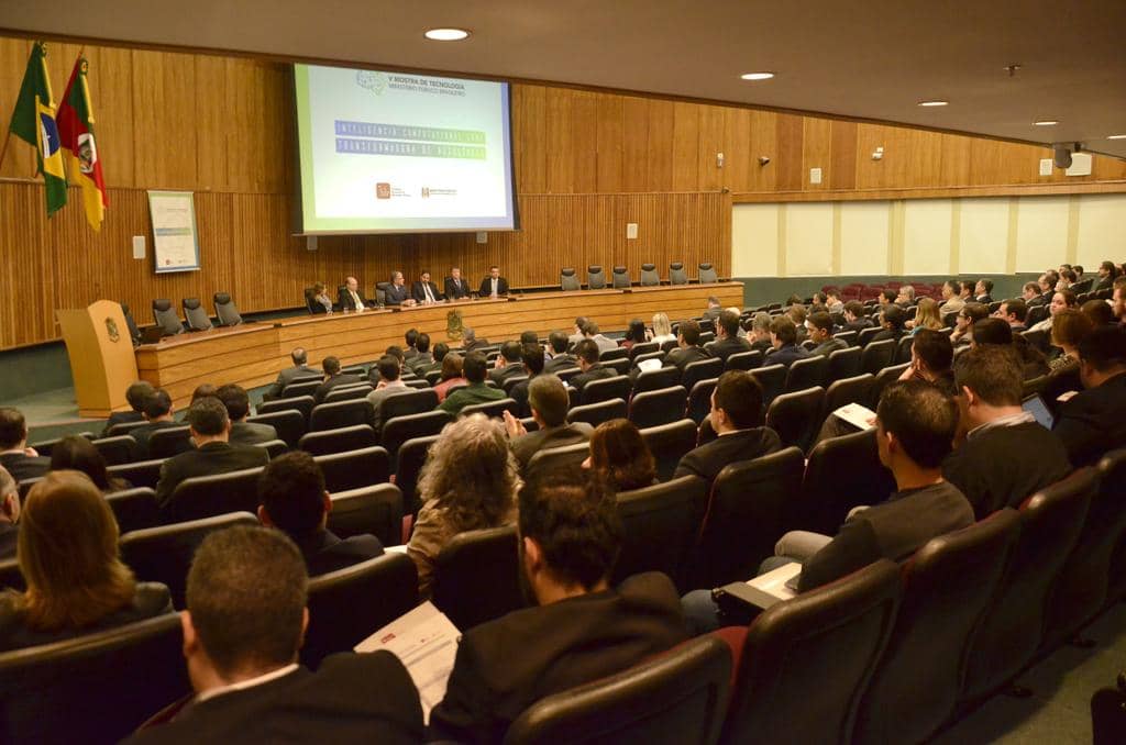 Evento foi realizado no auditório Mondercil Paulo de Moraes