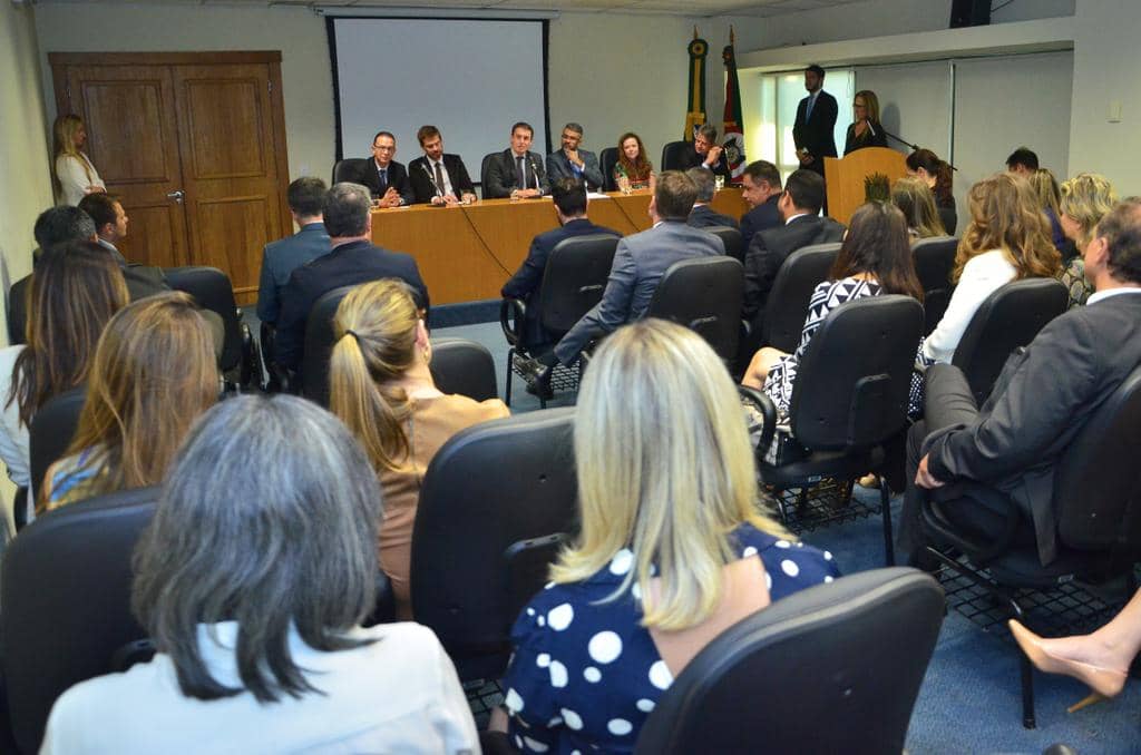 Abertura foi realizada no auditório Marcelo Küfner