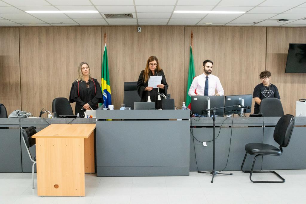 Primeiro denunciado por feminicídio pela nova lei a ir a júri em Porto Alegre é condenado a 24 anos de prisão