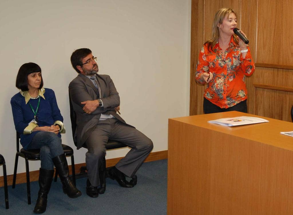 Ivanise Jann de Jesus apresentou a experiência de Santa Maria