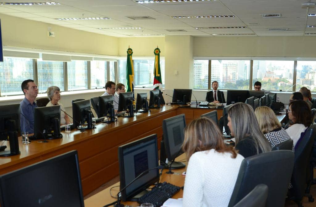 Reunião aconteceu na sede do MP em Porto Alegre