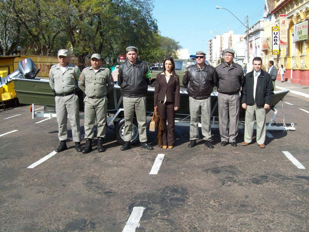 Promotora Ana Carolina Azambuja