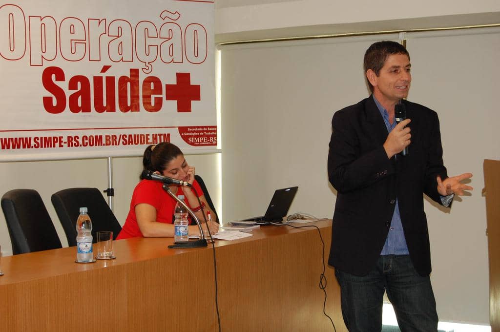 O promotor de Justiça Francesco Conti na abertura do seminário