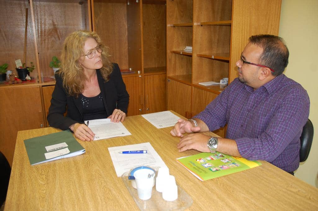 Encontro aconteceu na sede da Promotoria de Defesa dos Direitos Humanos da Capital
