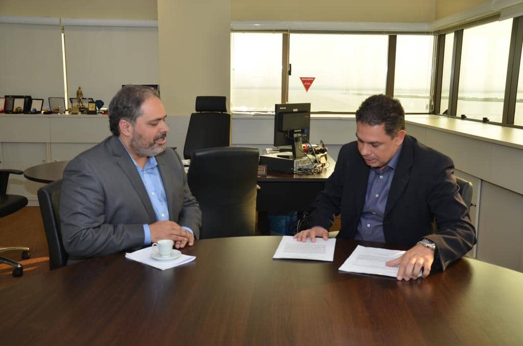 Subprocurador entregou ofício com questionamentos ao vice-prefeito e definiu prazo para manifestação