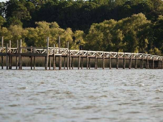 Trapiche construído no Guaíba