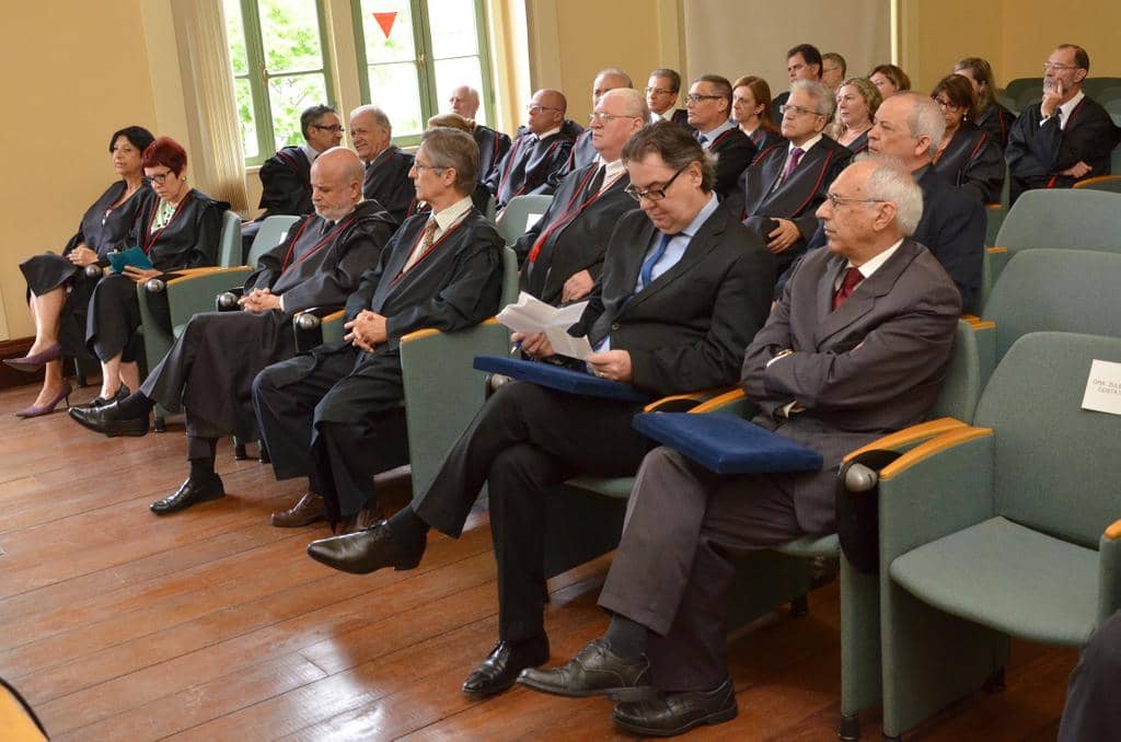 Procuradores de Justiça e ...