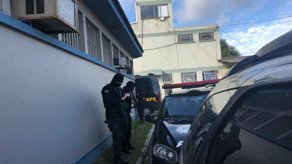 Transferência foi realizada neste sábado