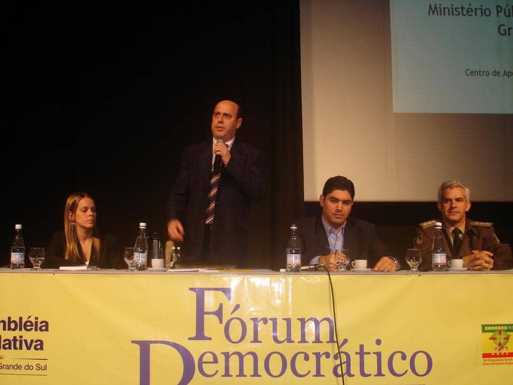 Miguel Velasquez fala em evento da Jornada em Sapiranga/2006