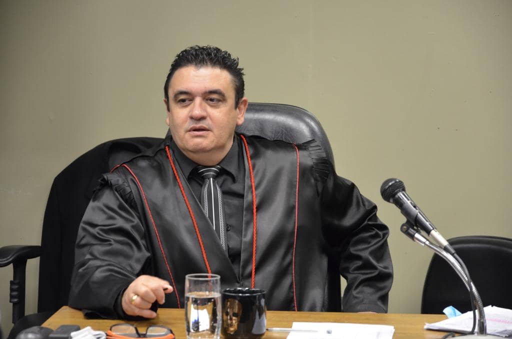 Promotor Eugênio Amorim atuou no plenário