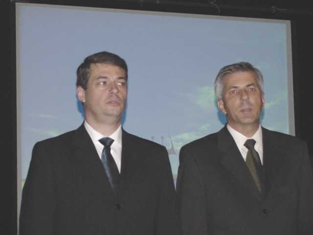 Lima Veiga e Mauro Renner, na abertura de encontro criminal, em Canela.
