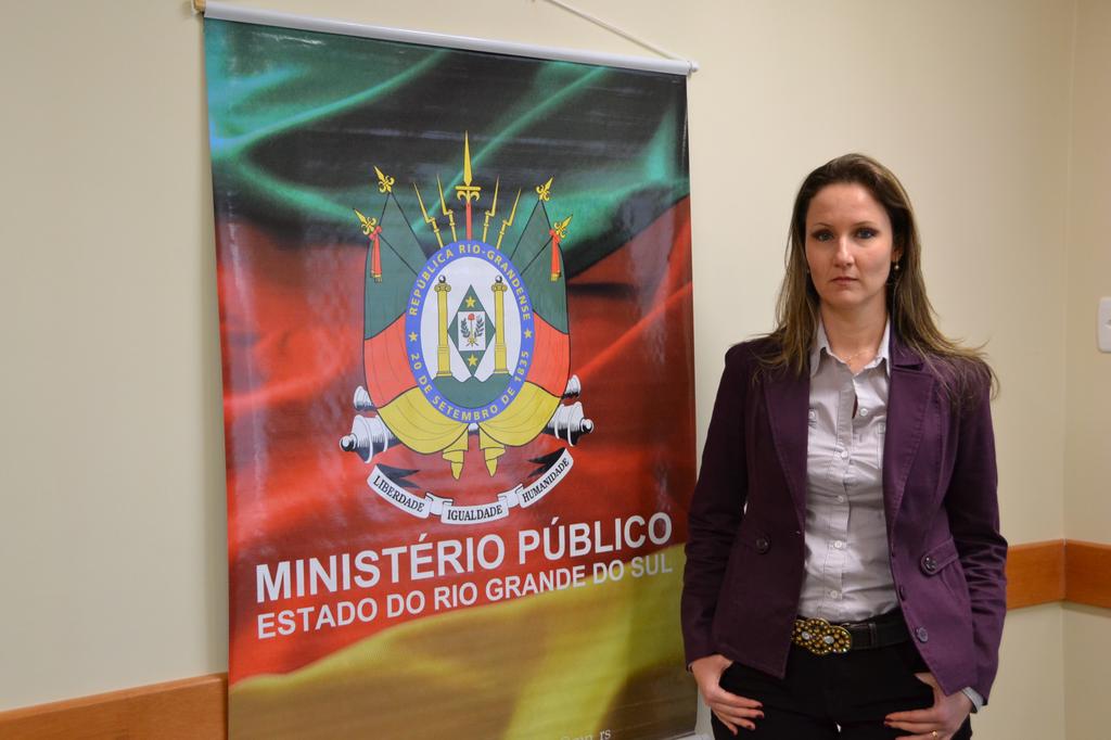 Letícia Elsner Pacheco de Sá, Promotora de Justiça de Guaporé