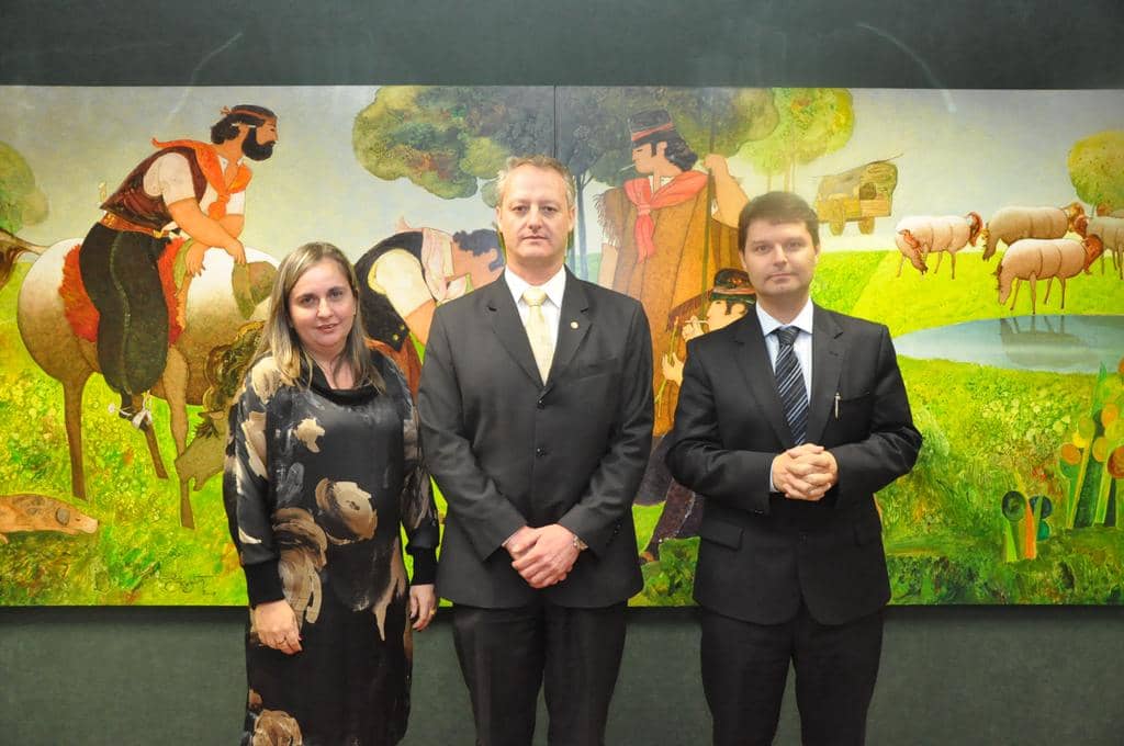 Elaine, Finger e Weingartner figuram na lista encaminhada ao Governador