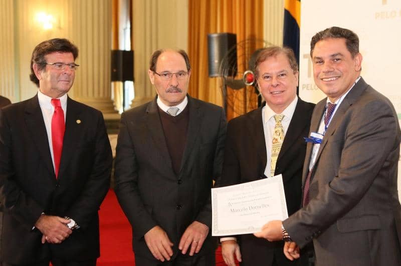 Marcelo Dornelles recebeu Medalha Pontes de Miranda