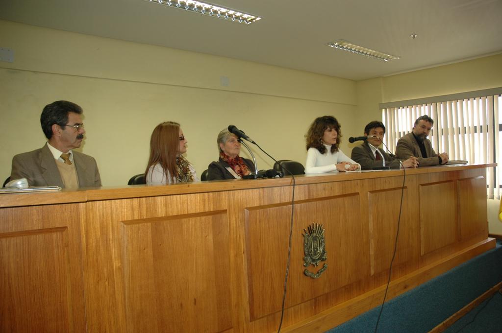 Representantes do poder público e da sociedade civil organizada participaram dos debates
